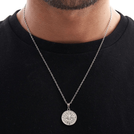 Compass Pendant Necklace (Silver)